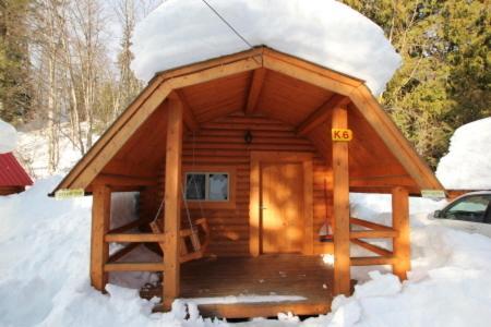Revelstoke Campgrounds & Cabins Villa Luaran gambar